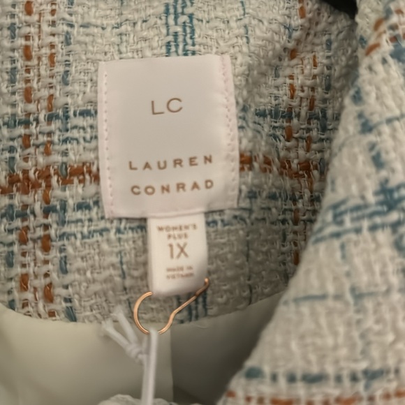 Lauren Conrad. Great blazer for fall. 24” jacket length.  NWT. - Picture 2 of 7
